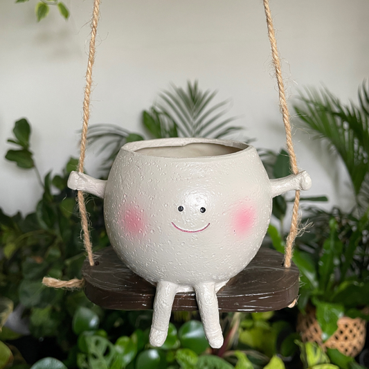 Cute Little Swinging Pot