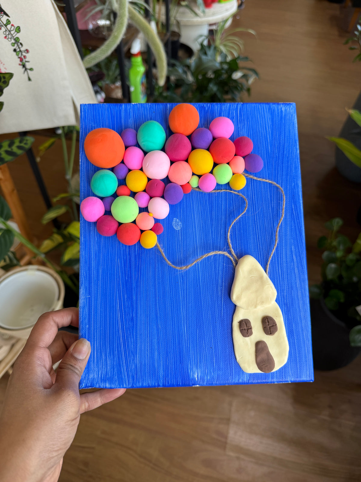 Sip, Paint and Sculpt: Balloon Canvas with Bubble Workshop