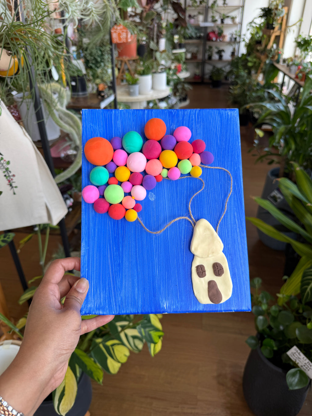 Sip, Paint and Sculpt: Balloon Canvas with Bubble Workshop