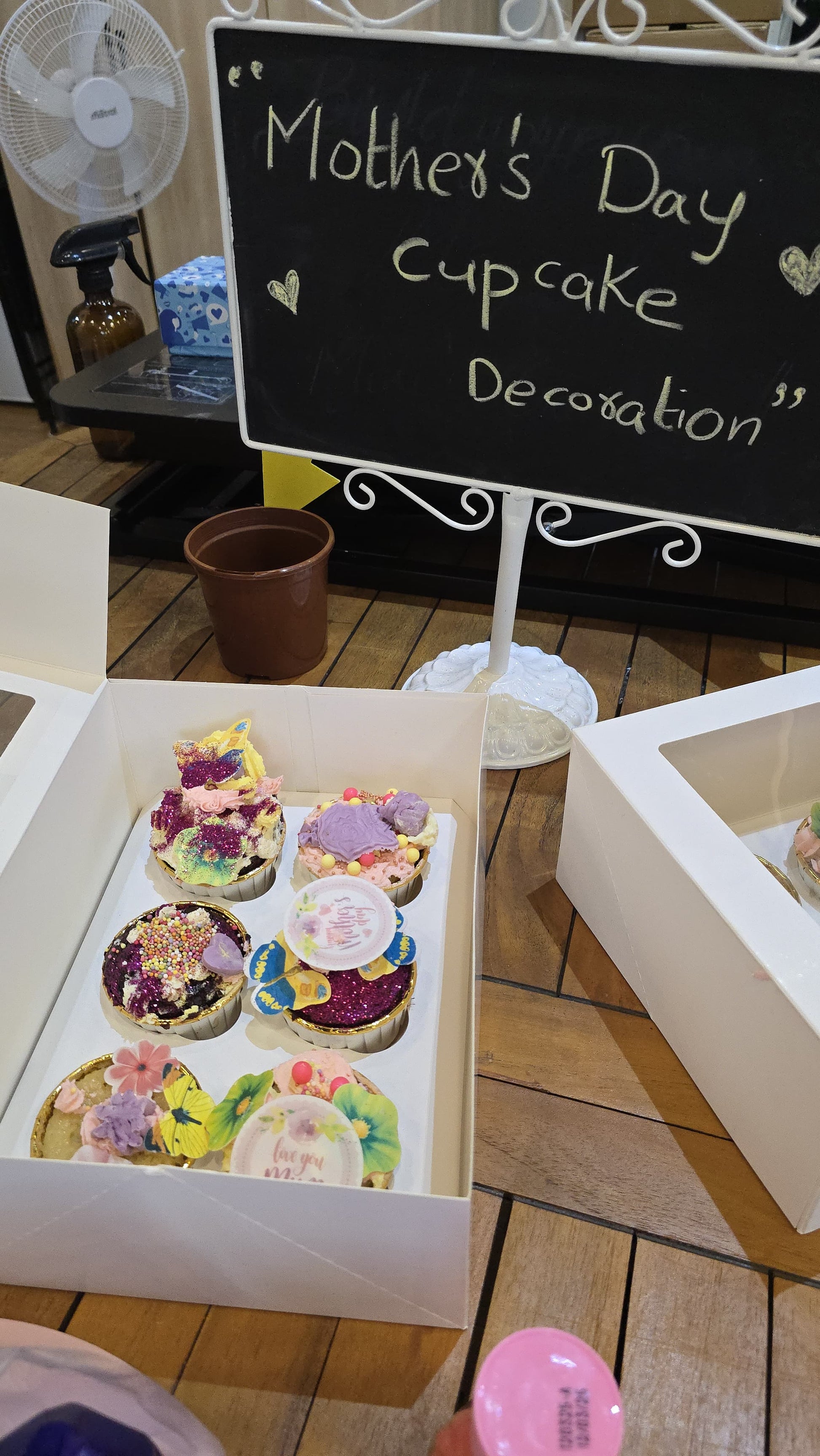 Cupcake Decoration Workshop: A Sweet Celebration for Mother's Day in Sydney